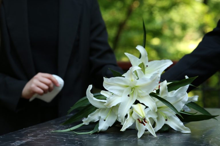 how to send flowers to a funeral